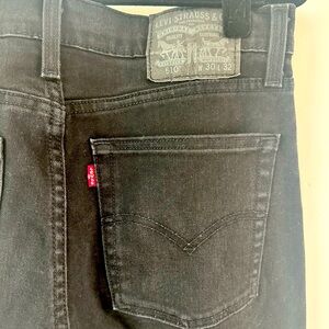 Levi’s Men 510 30x32 Black Skinny Jeans. Excellent condition. Not faded